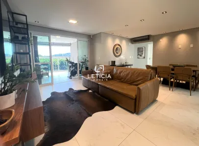 Apartamento com 3 Quartos à venda, 116m² no Pé de Plátano, Santa Maria