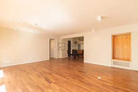Apartamento com 2 Quartos para alugar, 130m² no Moema, São Paulo