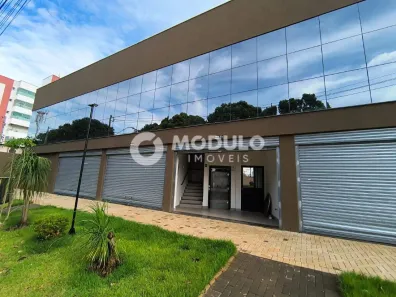 Ponto Comercial para alugar, 110m² no Tubalina, Uberlândia