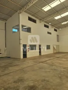 Casa com 1 Quarto para alugar, 325m² no Santa Rosa, Uberlândia