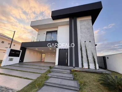 Casa de Condomínio com 4 Quartos à venda, 290m² no Parque Ipiranga, Resende