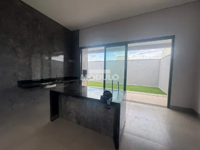 Casa com 3 Quartos à venda, 286m² no Grand Ville, Uberlândia