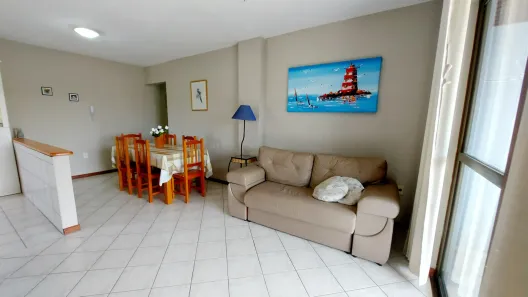 Apartamento com 2 Quartos para alugar, 75m² no Centro, Bombinhas