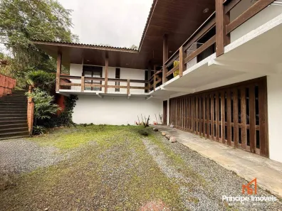 Casa com 4 Quartos à venda, 364m² no Saguaçu, Joinville