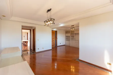 Apartamento com 4 Quartos à venda, 201m² no Mercês, Curitiba