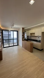 Apartamento com 1 Quarto para alugar, 45m² no Zona 08, Maringá