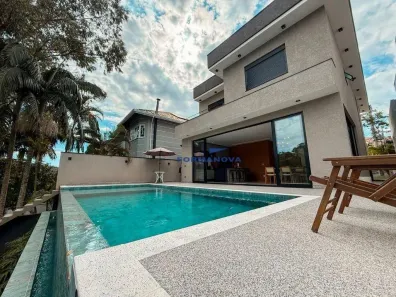 Casa de Condomínio com 3 Quartos à venda, 263m² no São Paulo II, Cotia