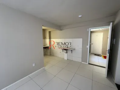 Apartamento com 2 Quartos para alugar, 45m² no Guajeru, Fortaleza