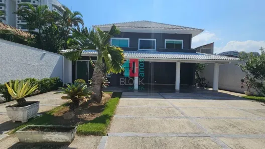 Casa de Condomínio com 5 Quartos à venda, 394m² no Recreio dos Bandeirantes, Rio de Janeiro