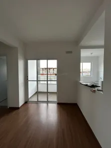 Apartamento com 2 Quartos para alugar, 53m² no Parque Industrial, Maringá