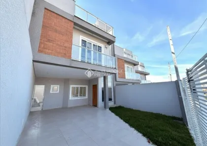 Sobrado com 3 Quartos à venda, 138m² no Capão Raso, Curitiba