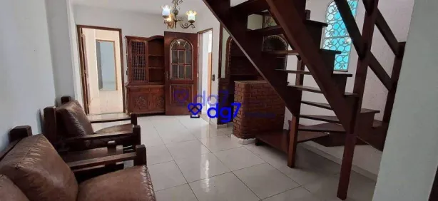 Sobrado com 5 Quartos à venda, 180m² no Jardim Ester, São Paulo
