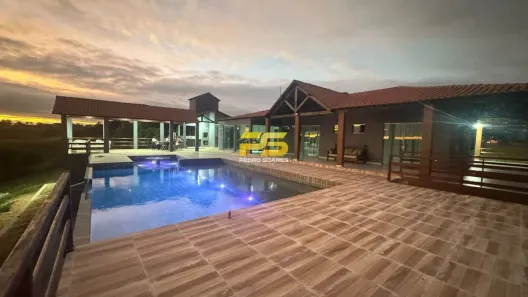 Fazenda/Sítio com 5 Quartos à venda, 700m² no , Araruna