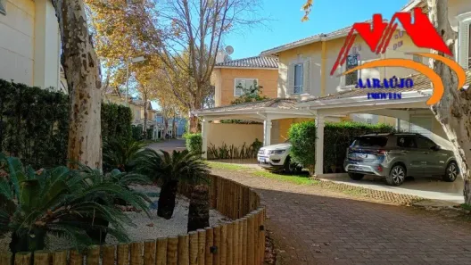 Casa de Condomínio com 4 Quartos para alugar, 140m² no Jardim Passárgada I, Cotia