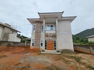 Casa com 4 Quartos à venda, 130m² no Albuquerque, Teresópolis