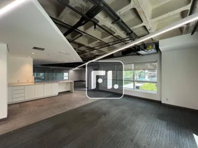 Sala Comercial para alugar, 300m² no Consolação, São Paulo