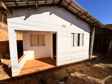Casa com 2 Quartos à venda, 300m² no Parque Nova Friburgo B, Cidade Ocidental