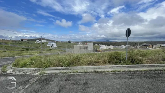 Lote/Terreno à venda, 205m² no Nova Esperança, Feira de Santana