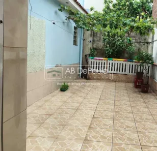 Casa com 4 Quartos à venda, 310m² no Realengo, Rio de Janeiro