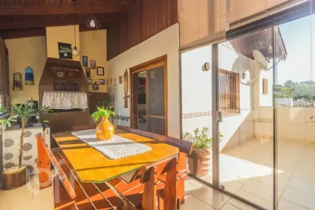 Casa de Condomínio com 3 Quartos à venda, 196m² no Cristal, Porto Alegre