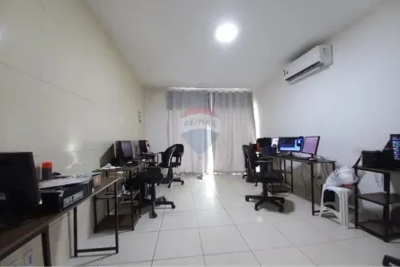 Casa com 6 Quartos à venda, 300m² no Tabuleiro do Martins, Maceió