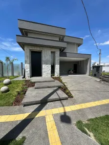 Casa de Condomínio com 3 Quartos à venda, 177m² no Jardins Capri, Senador Canedo