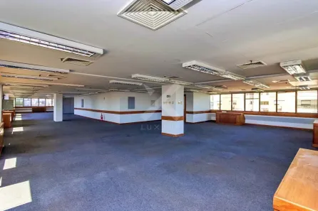 Sala Comercial para alugar, 381m² no Auxiliadora, Porto Alegre