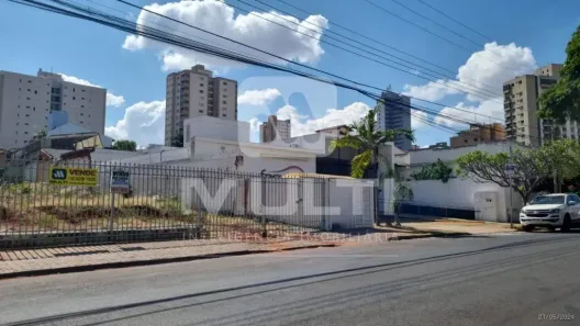 Lote/Terreno com 1 Quarto à venda, 740m² no Osvaldo Rezende, Uberlândia