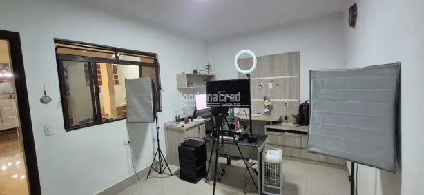 Casa com 4 Quartos à venda, 540m² no Califórnia, Londrina