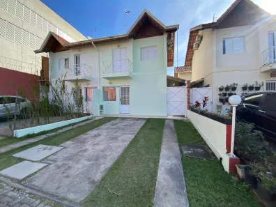 Sobrado com 2 Quartos para alugar, 100m² no Granja Viana, Cotia