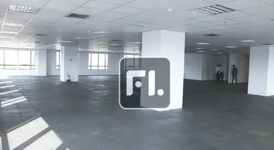 Sala Comercial para alugar, 618m² no Alphaville Industrial, Barueri
