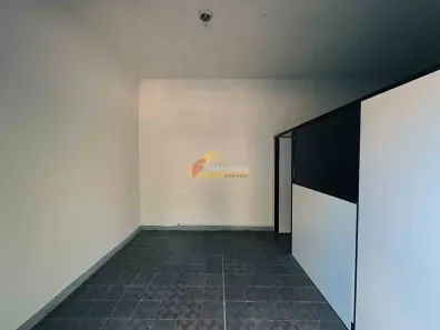 Ponto Comercial para alugar, 20m² no Afonso Pena, Divinópolis