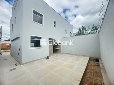 Casa com 3 Quartos à venda, 104m² no Ibituruna, Montes Claros