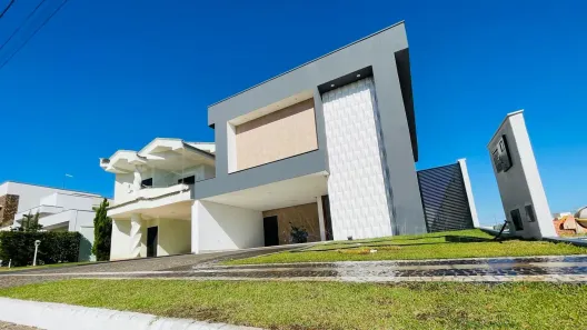 Casa de Condomínio com 4 Quartos à venda, 360m² no Residencial Condomínio Jardim Veneza, Senador Canedo