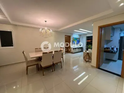 Apartamento com 3 Quartos à venda, 117m² no Santa Mônica, Uberlândia
