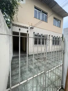 Casa com 2 Quartos para alugar, 50m² no Campo Grande, Rio de Janeiro