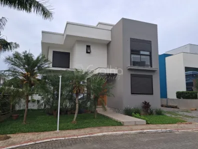 Casa de Condomínio com 4 Quartos para alugar, 288m² no Canasvieiras, Florianópolis