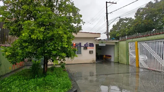 Casa com 3 Quartos à venda, 180m² no Parque Maria Helena, Suzano