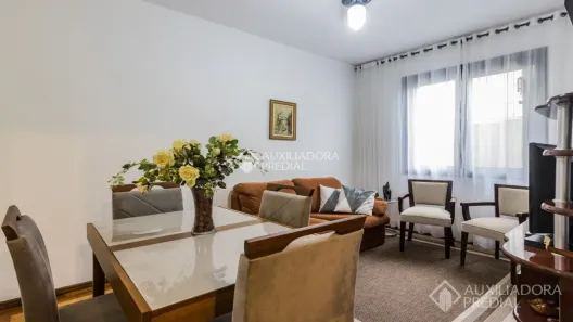 Apartamento com 2 Quartos à venda, 70m² no Menino Deus, Porto Alegre