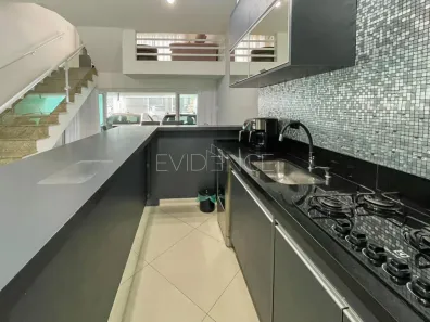 Sobrado com 3 Quartos para alugar, 300m² no Vila Gomes Cardim, São Paulo