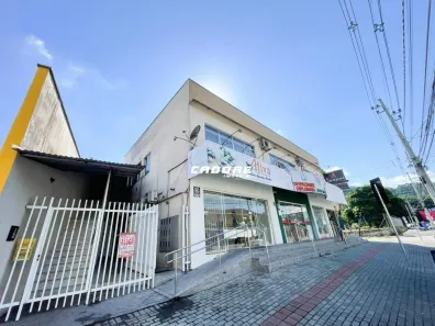 Apartamento com 3 Quartos para alugar, 67m² no Garcia, Blumenau