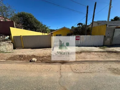 Casa com 3 Quartos à venda, 100m² no Vila Dona Fina, Campo Largo