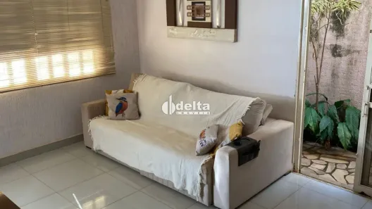Casa com 3 Quartos à venda, 200m² no Custódio Pereira, Uberlândia