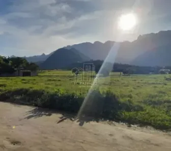 Lote/Terreno à venda, 411m² no Cotia, Guapimirim