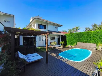 Casa com 3 Quartos à venda, 200m² no Vila Nova, Imbituba