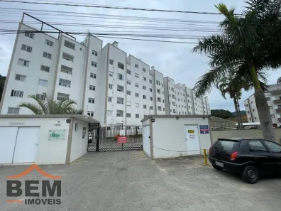 Apartamento com 2 Quartos à venda, 82m² no Monte Alegre, Camboriú