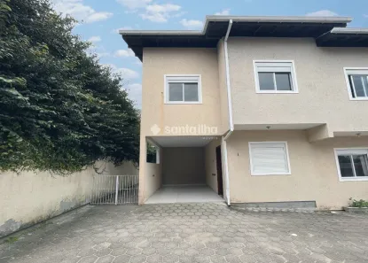 Casa com 2 Quartos para alugar, 80m² no Campeche, Florianópolis