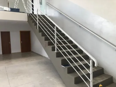 Galpão/Depósito/Armazém para alugar, 370m² no Vila Engler, Bauru