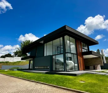 Casa de Condomínio com 3 Quartos à venda, 380m² no Sanga Funda, Nova Santa Rita