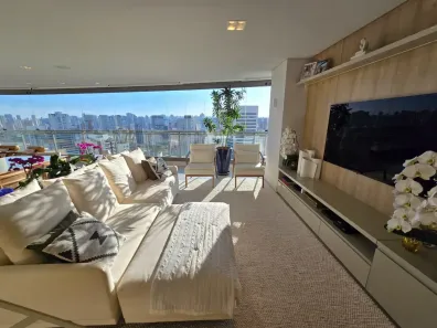 Apartamento com 3 Quartos à venda, 168m² no Vila Nova Conceição, São Paulo